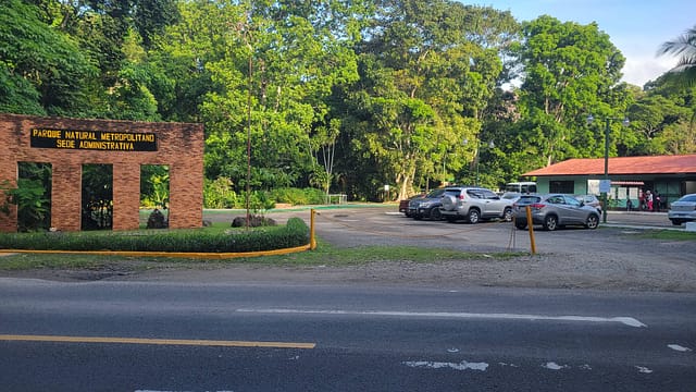 Metropolitan Natural Park Visitor Center