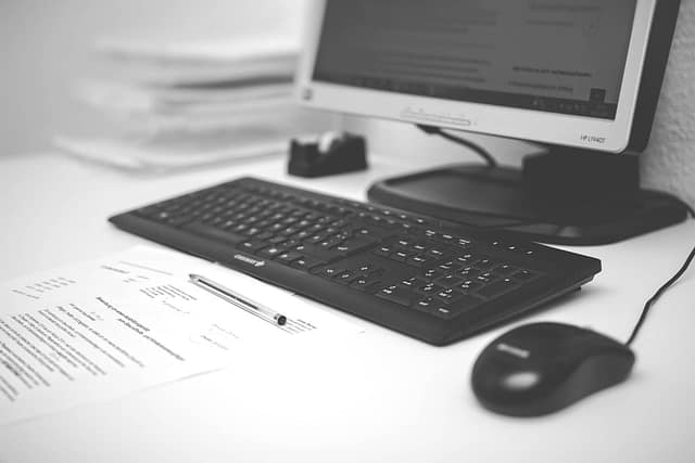 Legal Documents and Computer, Image by Jonathan Sautter from Pixabay