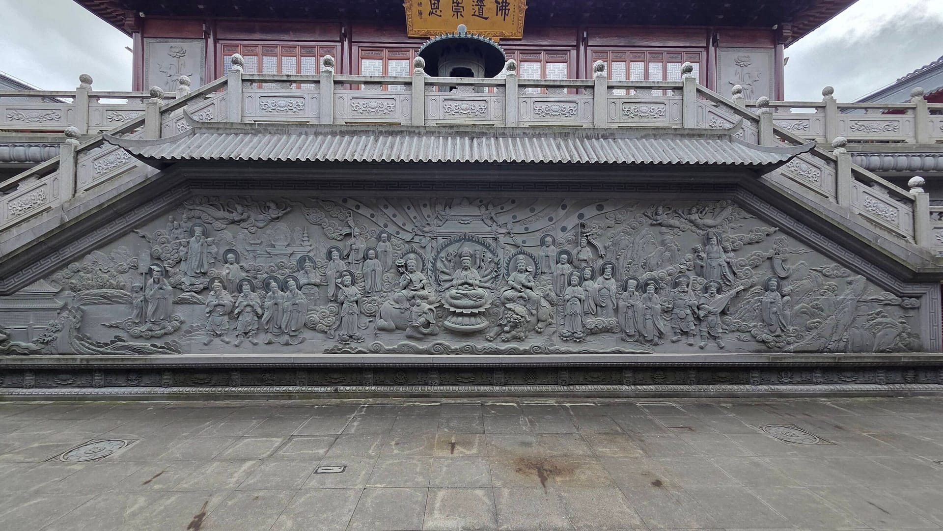 Nanshan Temple, Xinchang Ancient Town, Shanghai, China